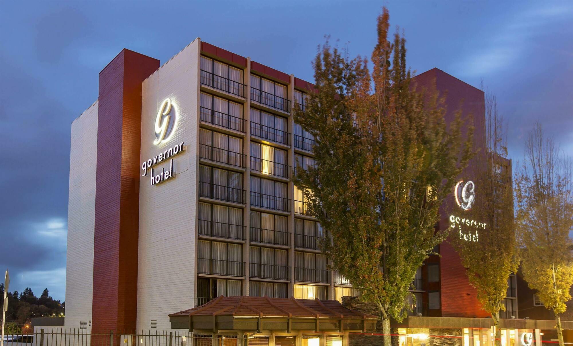 Red Lion Inn & Suites Olympia, Governor Hotel Exterior photo